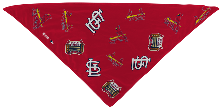 
MLB licensed St. Louis Cardinals Triple Play Cooling Bundle: Cooling Triangle Bandana with All Over logo. Made in USA. Vertical Athletics Brand. 
