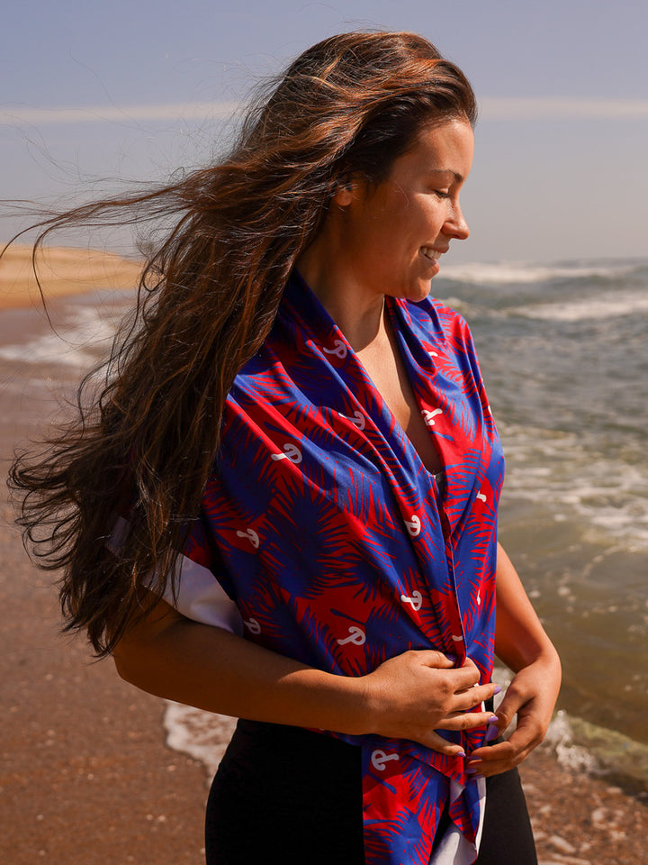 Phillies Cooling Sun Scarf: Big Palm w/ Repeating Cap Logo